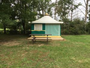 Fotografie z fotogalerie ubytování Camping Le Canoë v destinaci Chaussin