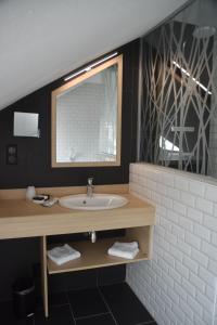 Bilik mandi di Hôtel Bastide