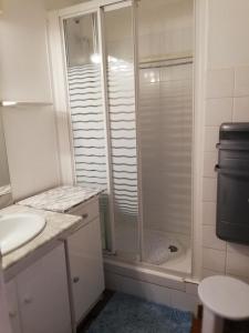Koupelna v ubytování Appartement proche Commodités-PORT