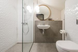 Koupelna v ubytování Sofia Boutique Hotel