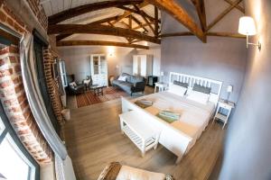 Posezení v ubytování Attalos Suites Hotel