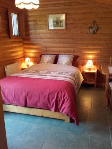 Postel nebo postele na pokoji v ubytování Chalet Le Paradou Adults only
