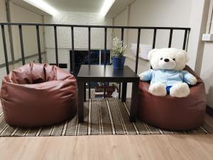 Posezení v ubytování Napa Hostel Samrong Station