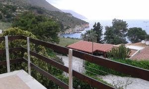 Paesaggio naturale nelle vicinanze della villa