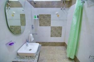 Bagno di The Hideout Agra - Homestay near Taj