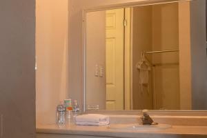 Koupelna v ubytování BONITTO INN® Tampico Altamira + 23 fotografií
