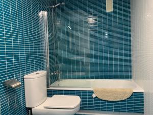 Koupelna v ubytování Apartment Lucena Center Bajo Parking Gratis + 14 fotografií