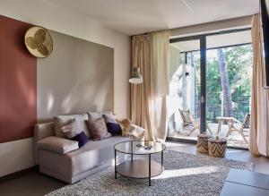Posedenie v ubytovaní Apartamenty DECK Jurata