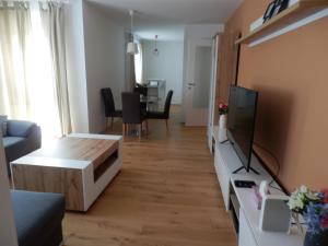 Zdjęcie z galerii obiektu Spacious, Modern 1-bdrm Apt near VIC & Austria Ctr w Wiedniu