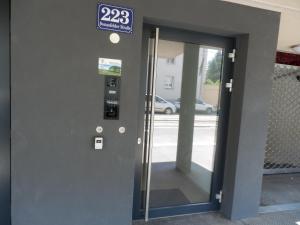 Zdjęcie z galerii obiektu Spacious, Modern 1-bdrm Apt near VIC & Austria Ctr w Wiedniu