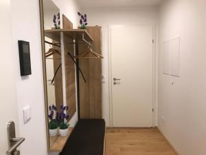 Zdjęcie z galerii obiektu Spacious, Modern 1-bdrm Apt near VIC & Austria Ctr w Wiedniu