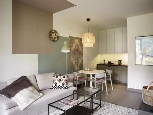 Kuchyňa alebo kuchynka v ubytovaní Apartamenty DECK Jurata