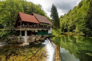 Galeriebild der Unterkunft House Blanka,kuća za odmor in Skrad