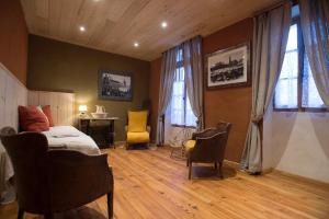 Gallery image of Le R&ecirc;ve d'Aghon Chambres et Table d'H&ocirc;tes in Bagn&egrave;res-de-Bigorre