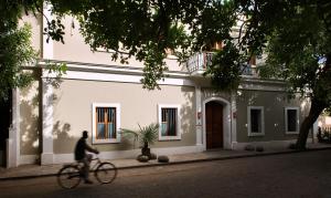 Jízda na kole v ubytování Villa Shanti - Heritage Hotel for Foodies nebo okolí