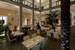 Restaurace v ubytování Villa Shanti - Heritage Hotel for Foodies