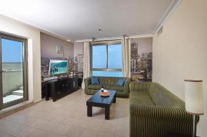 Gallery image of Laguna Beach Apartments in Haifa