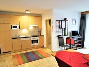 Kuchyňa alebo kuchynka v ubytovaní Apartments Scheffau