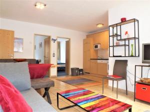 Kuchyňa alebo kuchynka v ubytovaní Apartments Scheffau