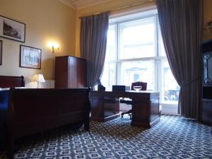 Posezení v ubytování Thistle Hotel