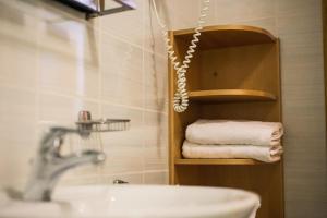 Koupelna v ubytování Bolfenk lodge apartment + 23 fotografií