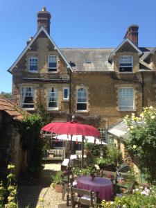 Gallery image of Ellesmere House in Castle Cary