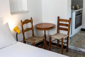 A kitchen or kitchenette at Enticing, Cosy, Rooftop Studio Athens Centre! EP9T
