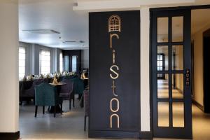 Restaurace v ubytování LEMARQ