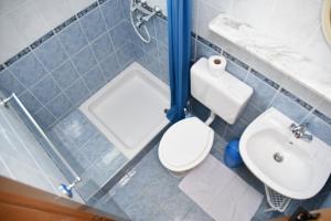 Koupelna v ubytování Apartments Josip