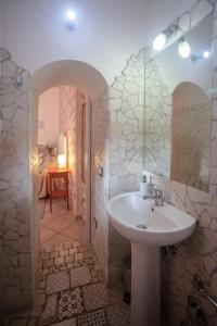 A bathroom at A Corte