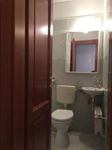 Kúpeľňa v ubytovaní ROSE Apartman