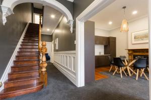 Gallery image of The Stuart Street Terraced House in Dunedin