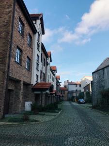 Budova, v ktorej sa apartmán nachádza