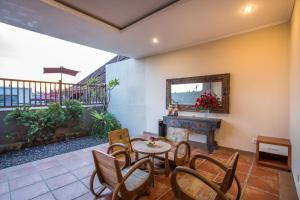Gallery image of Svarna Hotel in Sanur