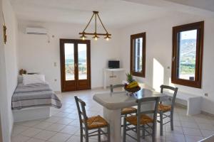 Gallery image of Naxian vacation with sea view in Naxos Chora