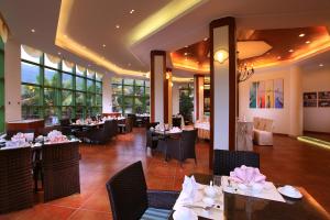 Restaurace v ubytování Tianhong Resort