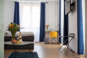 Telewizja i/lub zestaw kina domowego w obiekcie Hotel Zum Goldenen Hirschen