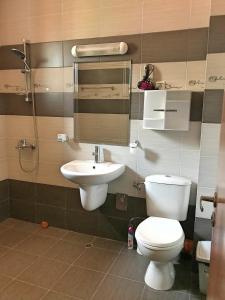 Ванная комната в Villa Dimi