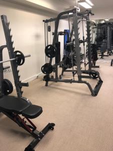 Fitness center at/o fitness facilities sa Hotell Koselig
