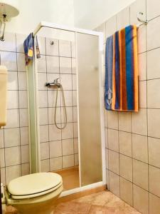 Vannituba majutusasutuses Apartmaji Jana