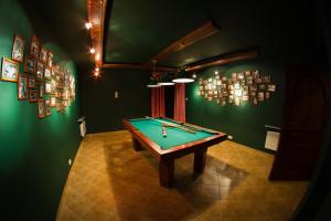 Biliardový stôl v ubytovaní Apartament M5 Zakopane