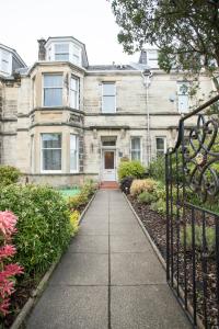 The building where the guesthouse is located 