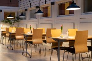 Posezení v ubytování Hotell Vilja + 30 fotografií