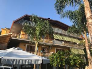 Το κτήριο όπου στεγάζεται  το bed & breakfast
