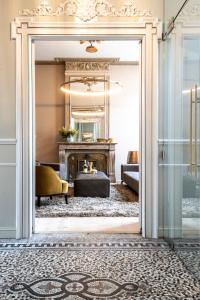 Bed & Breakfast Jezuietenplein 21的休息区