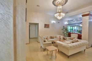 Gallery image of Terra Europe Brontes Hotel in Targovishte +52 photos