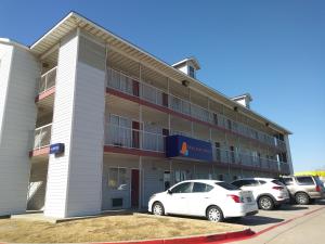 Gallery image of InTown Suites Extended Stay Dallas TX - North Richland Hills in North Richland Hills