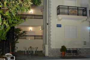 The building in which az apartmanhoteleket is located