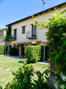 The building in which the holiday home is located