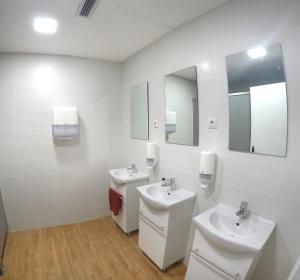 Koupelna v ubytování Albergue de Peregrinos Gerekiz